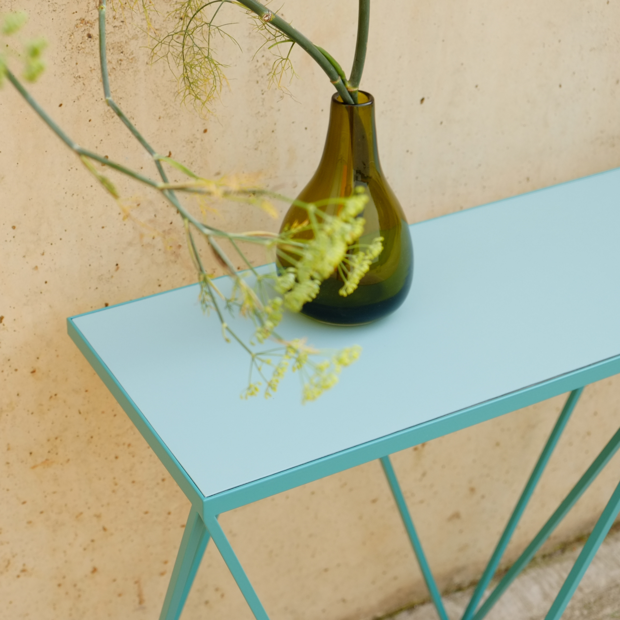 Giraffe Console Table - Linoleum Top